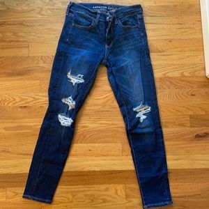 American Eagle distressed Jean Jegging